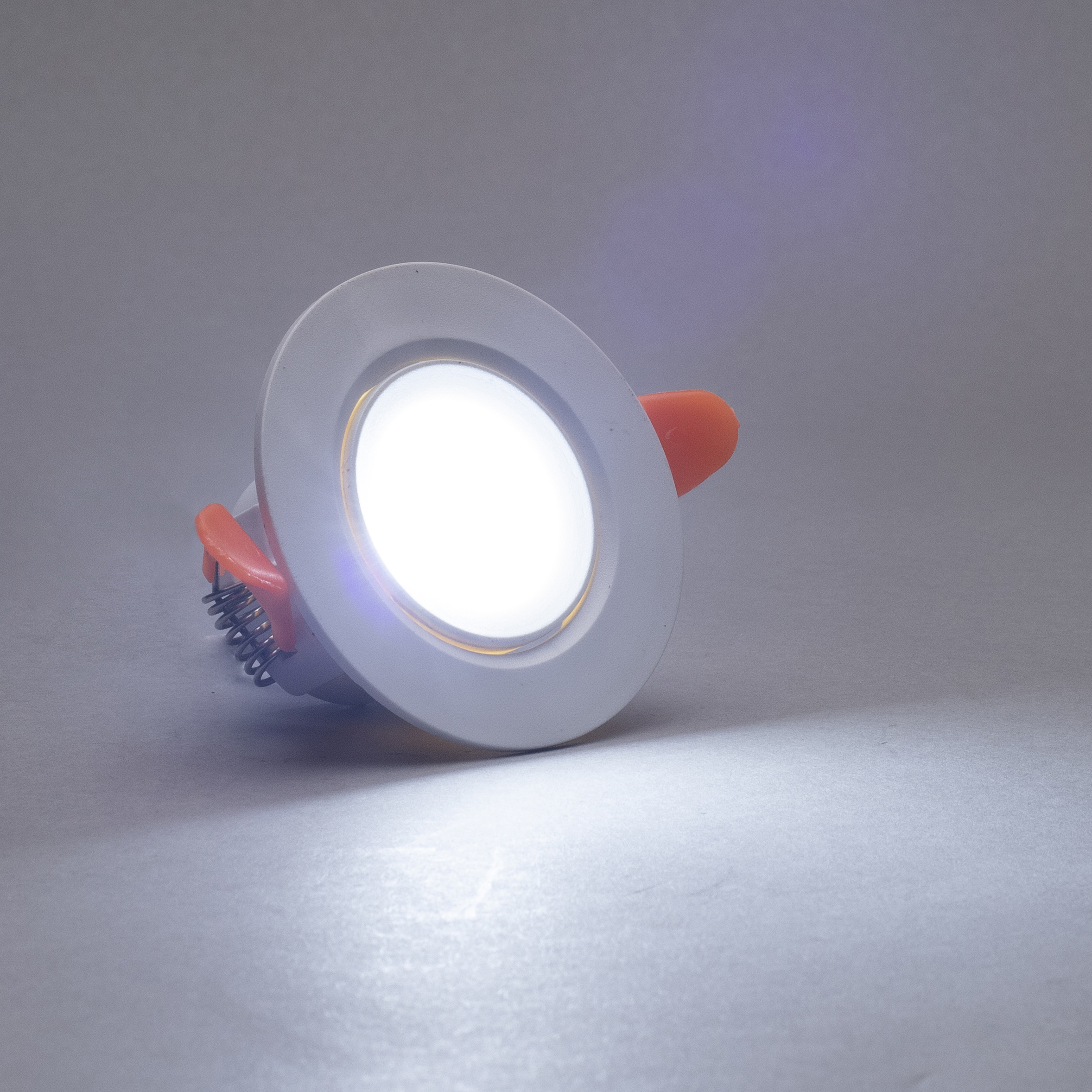 LED light manufacturer in Delhi guide